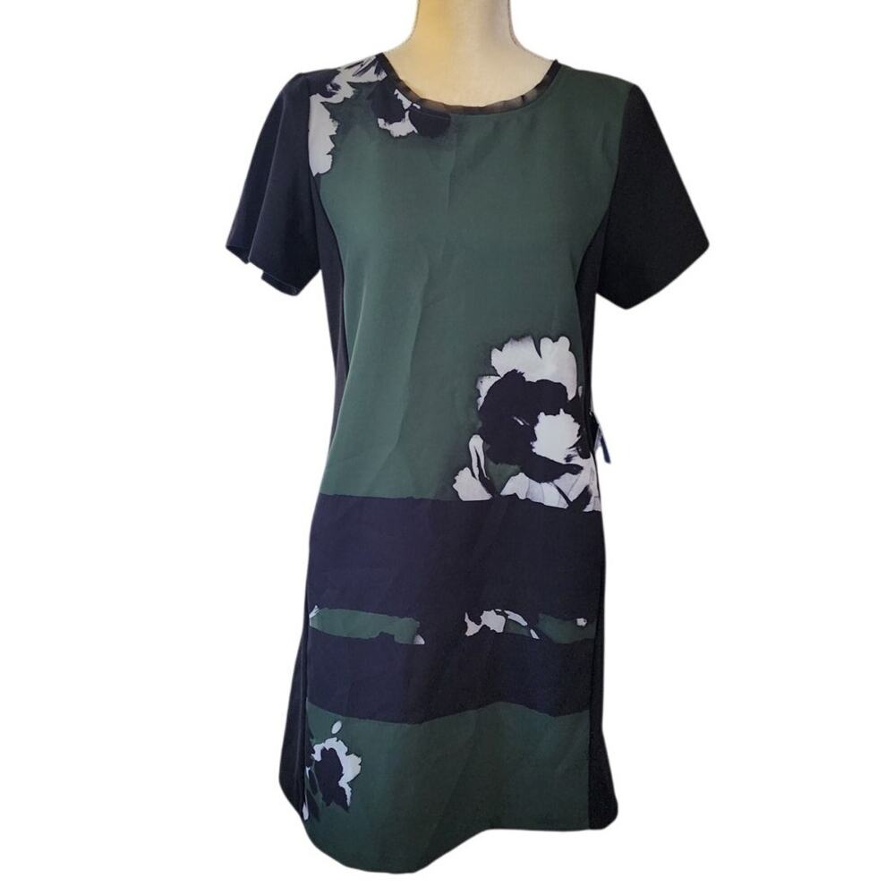 Simply Vera Vera Wang Short Sleeve Floral Color Block Dress Size Medium
